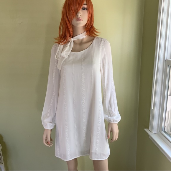 SALE Honey Punch Delicate White Eyelet Short Dress Long Sleeves Bow Tie Sash SML - Picture 2 of 16